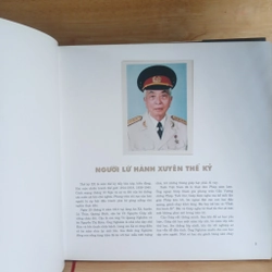 Đại Tướng Tổng Tư Lệnh Võ Nguyên Giáp (Song Ngữ Việt - Anh) - Trần Mạnh Thường 18510