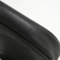 Túi xách hình tam giác Celine 195903DCS - Hàng hiệu Authentic 769352