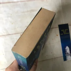 Ánh Đèn Giữa Hai Đại Dương - M. L. Stedman 745360