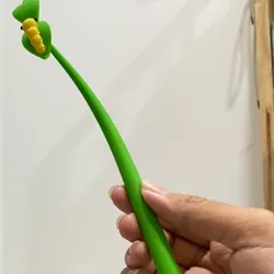 BÚT ĐEN MẦM CÂY CON SÂU**MỚI 100%**   **^QUÀ TẶNG 0Đ CHO ĐƠN MUA SP TRONG SHOP 565006