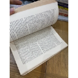 A Comparative Reader - William W. Watt