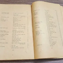 Tuyển thơ Việt Nam 1930-1975 (nhóm tuyển: Tế Hanh, Xuân Diệu, Chế Lan Viên & Trung Thông 763123