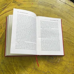 CHÂU PHI QUA 100 CÂU HỎI- STEPHEN SMITH&JEAN DE LA GỦEIVIERE 609794