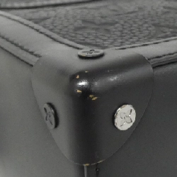 Túi xách đeo vai Louis Vuitton Trunk Wearable Wallet Monogram Trianon M82070 611703