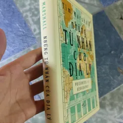 Những tù nhân của địa lý (Prisoners of Geography) - Tim Marshall 1044094