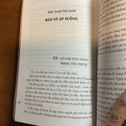 [UK]Những điều chưa biết về NỮ HOÀNG ANH ELIZABETH II - J. MONSIGNY và F. BERTRAND 779251