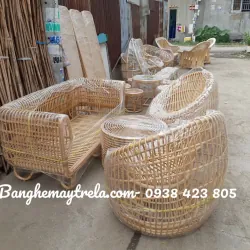 Bàn ghế sofa trứng mây tre đan 593734