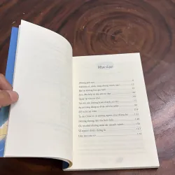 II Văn Học: Tớ Flippo Và Cây Anh Đào - PAOLA PERETTI - 2023 977259