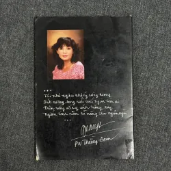 Người đàn bà làm thơ và trăng (Tác giả ký tặng) - Phan Ngọc Thường Đoan 876875