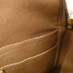 Túi xách vai Louis Vuitton Monogram Trottier BoBo M97037 611104