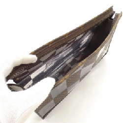 Túi đựng phụ kiện Louis Vuitton Monogram Chess Stand M81588 613671