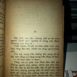 Chiếc ngai vàng - Lan Khai 1001161