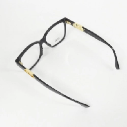 【Sản phẩm mới】Kính Fendi 50025I 625560