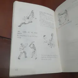 Phái Nữ Bảo vệ Bản Thân: 120 THẾ TỰ VỆ 707219