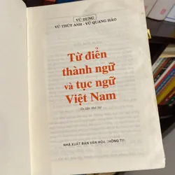 TỬ ĐIỂN THÀNH NGỮ VÀ TỤC NGỮ VIỆT NAM, BẢN BÌA CỨNG, XUẤT BẢN NĂM 2000 475642