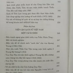 TIẾP CẬN LỊCH SỬ THẾ GIỚI VÀ LỊCH SỬ VIỆT NAM - HOÀNG VĂN HIỂN 731592