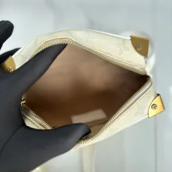 TÚI HỘP LV SOFT TRUNK MINI TRẮNG TINH KHÔI  976848