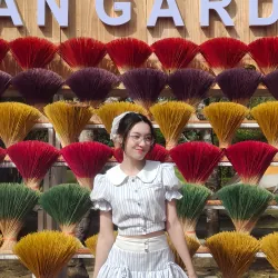 Set áo + chân váy dài, size S, màu xanh dương, còn mới, đã mặc qua 2 lần. 927626