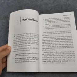 NHỮNG KẺ DẪN ĐẦU 957290