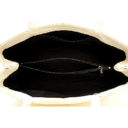 Túi truyền thống - Hàng hiệu Authentic 878670