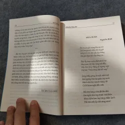 KHOẢNG LẶNG THƠ 720734