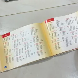 NGOẠI VĂN tiếng anh trẻ em : Baby’s First Year - nhật kí đầu đời của con - sách kinh điển 1027841