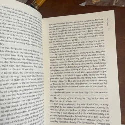 Chết Chịu - Céline, mới 80% (Áo bìa rách 1 đường, Có vết ẩm nhỏ góc dưới, Ruột đẹp) (Hoi) 559107