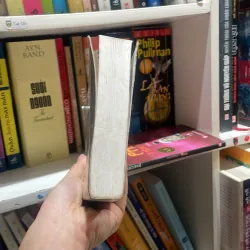 Bốn mùa , trời và đất - Márai Sándor tản văn - 2010 nhã nam  1025647