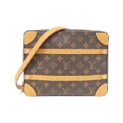 Túi đeo chéo Louis Vuitton Monogram Soft Trunk PM M68494