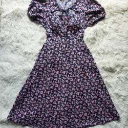 Đầm hoa nhí tay ngắn, kiểu dáng chữ A size S,M chưa qua sử dụng 934724