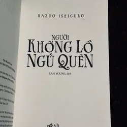 Người khổng lồ ngủ quên 714615