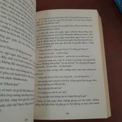 HARRY POTTER VÀ TÊN TÙ NHÂN NGỤC AZKABAN ( J.K.ROWLING - LÝ LAN DỊCH) 1002333