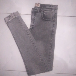 Jean nữ size 28