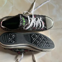 Converse size 42 pass 734122
