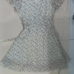 Đầm dạo phố size S /M, tình trạng mới hơn 80% 997032