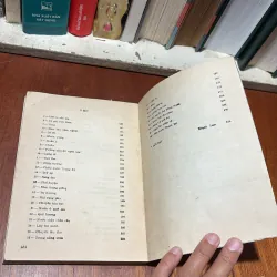 [Gáy Làm Lại] - II Văn Học: Tác Phẩm Chọn Lọc - HỒ DZẾNH - 1988 797155