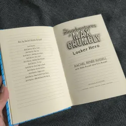 The Misadventures of Max Crumbly - Book 1: Locker Hero - Rachel Renee Russell 777873