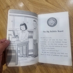 The flat Stanley collection (Sách tiếng anh)
60k 528117