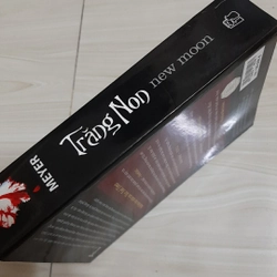 TRĂNG NON (New Moon) 325136