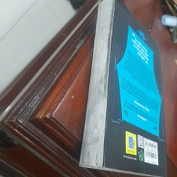 Ông TRĂM TUỔI trèo qua CỬA SỔ và BIẾN MẤT 475192