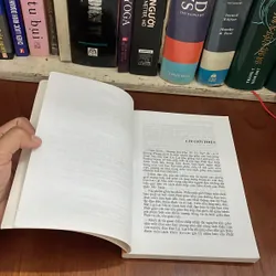 II Tựa sách: Tâm Kinh, Những Bài Học Về Trí Tuệ - Đức Đạt Lai Lạt Ma - 2007 553403