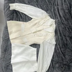 Váy trắng cùng chân váy mua 750k mặc 1 lần 1h pass lại 200k  719651