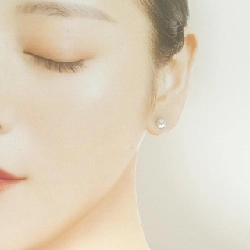 PT900 Bông tai - Hàng hiệu Authentic 874459