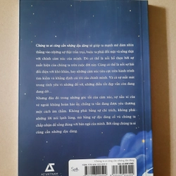 Sách Chúng ta ai cũng cần những dịu dàng kèm theo postcard - Nguyễn Đoàn Minh Thư 323349
