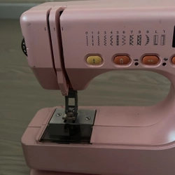 Máy may nhỏ nhật brother 527907