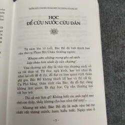 NHỮNG MẨU CHUYỆN VỀ ĐẠO ĐỨC TÁC PHONG CỦA BÁC HỒ 990638