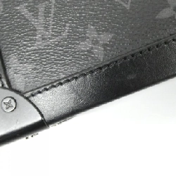 Túi đeo vai Louis Vuitton Monogram Eclipse Soft Trunk M44730 - Hàng hiệu Authentic 767710