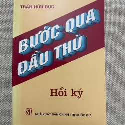 Bước qua đầu thù-Trần Hữu Dực 1027670
