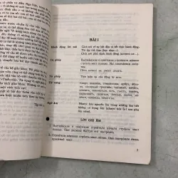 Tiếng Nga quyển 2 (sách dùng cho giáo viên) 1005296