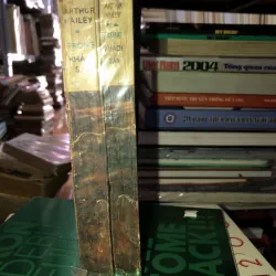 Trong khách sạn - Arthur Hailey 786636